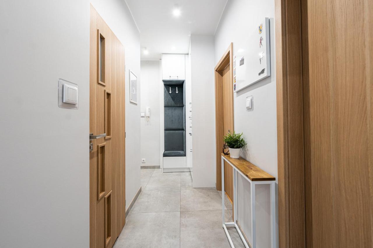 Apartment Bluebird Katowice Near Spodek Mck & City Center Extérieur photo