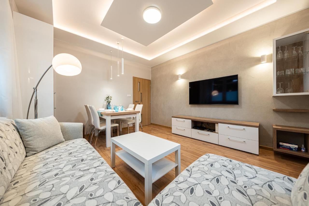 Apartment Bluebird Katowice Near Spodek Mck & City Center Extérieur photo