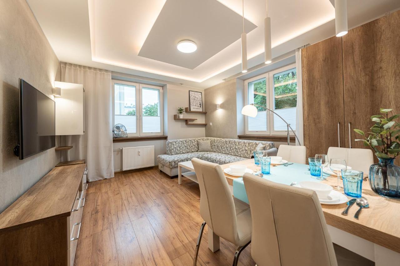 Apartment Bluebird Katowice Near Spodek Mck & City Center Extérieur photo
